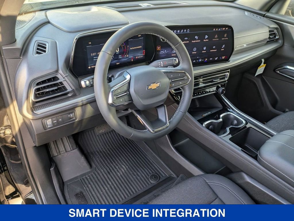 New 2026 Chevrolet Traverse LT w/ Sun and Wheel Package FWD image 17