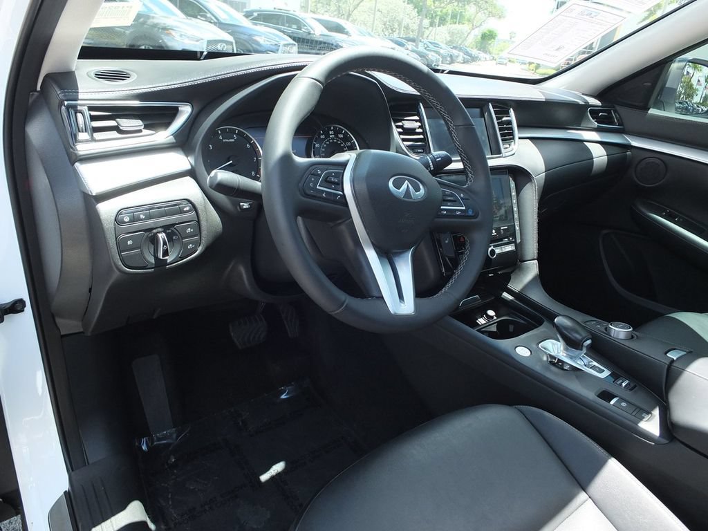 Used 2021 INFINITI QX50 Luxe FWD image 23