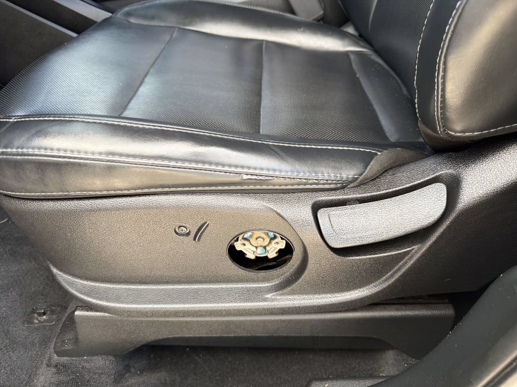 Used 2020 Kia Telluride LX FWD image 17