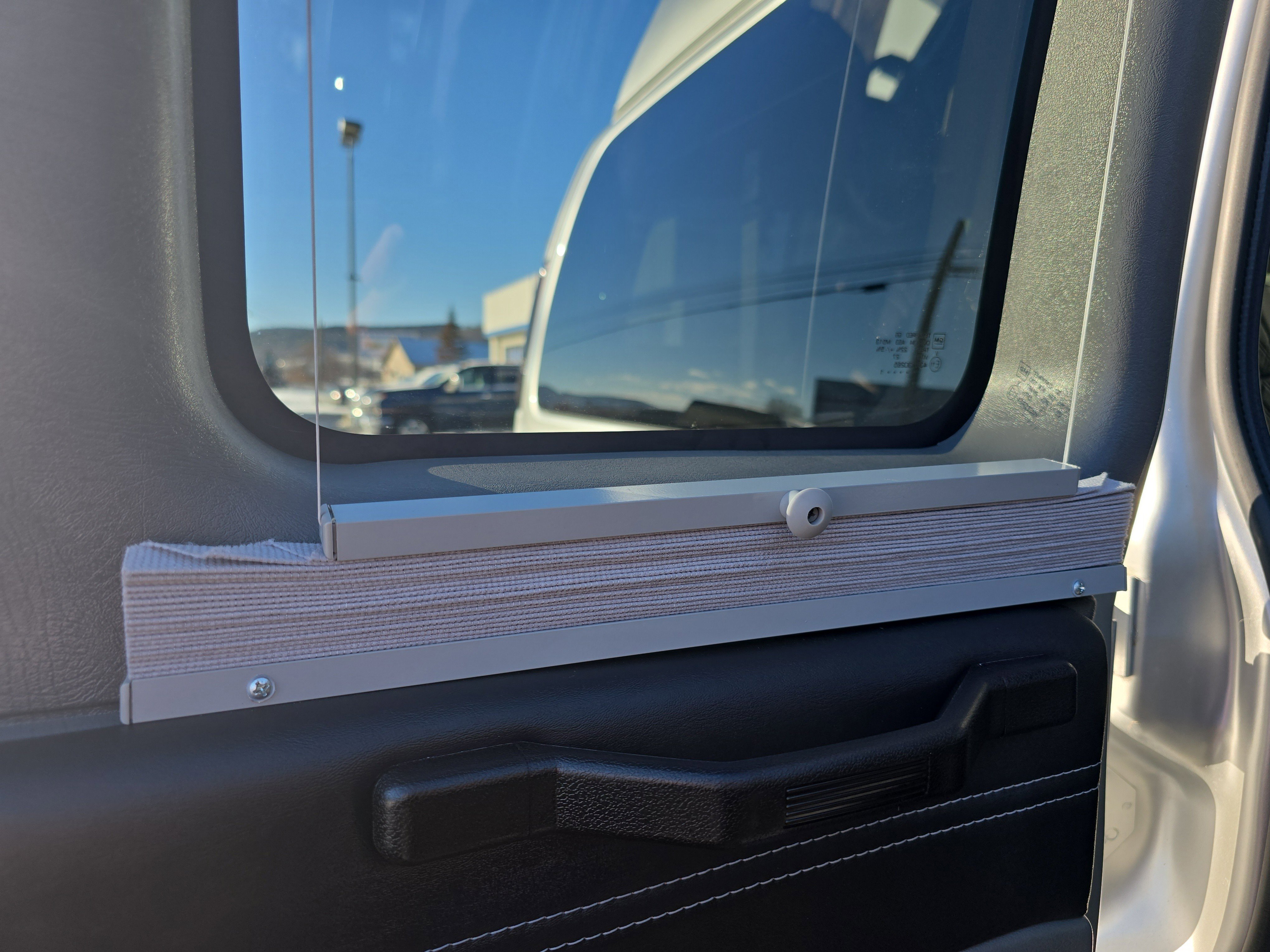 Used 2021 Chevrolet Express 2500 LS w/ Enhanced Convenience Package image 20