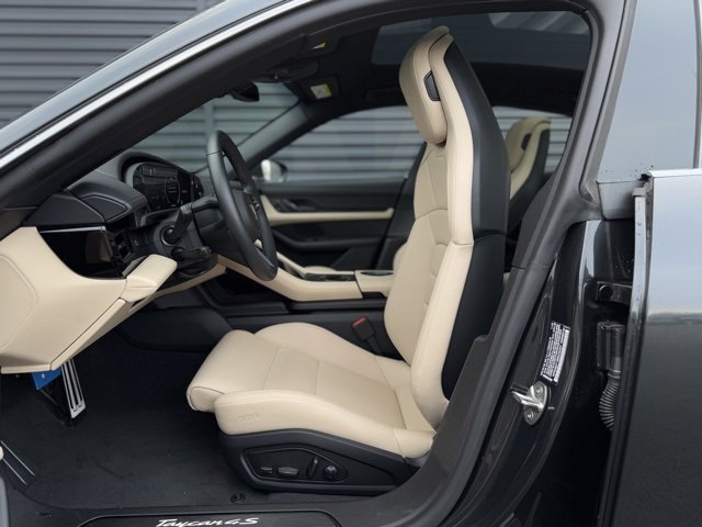 New 2024 Porsche Taycan 4S image 35