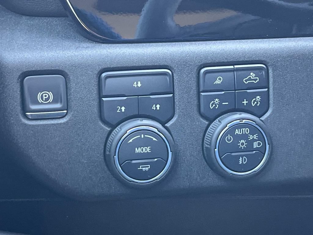 Used 2025 Chevrolet Silverado 2500 LT w/ All Star Edition AWD/4WD image 21