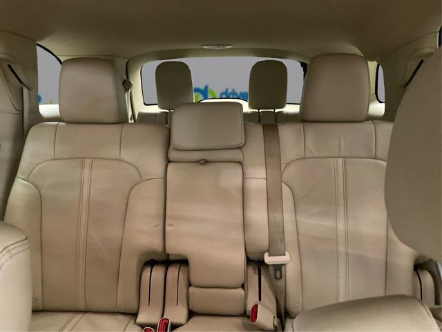 Used 2019 Lincoln MKT AWD image 20