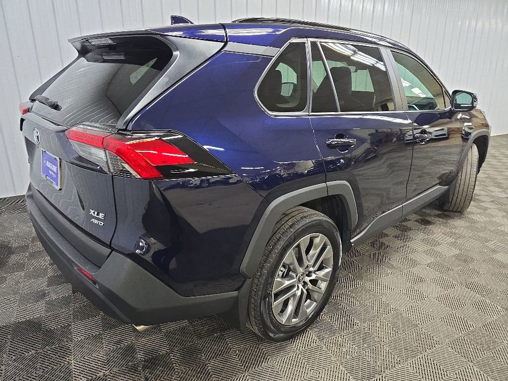 Used 2023 Toyota RAV4 XLE Premium AWD/4WD image 10
