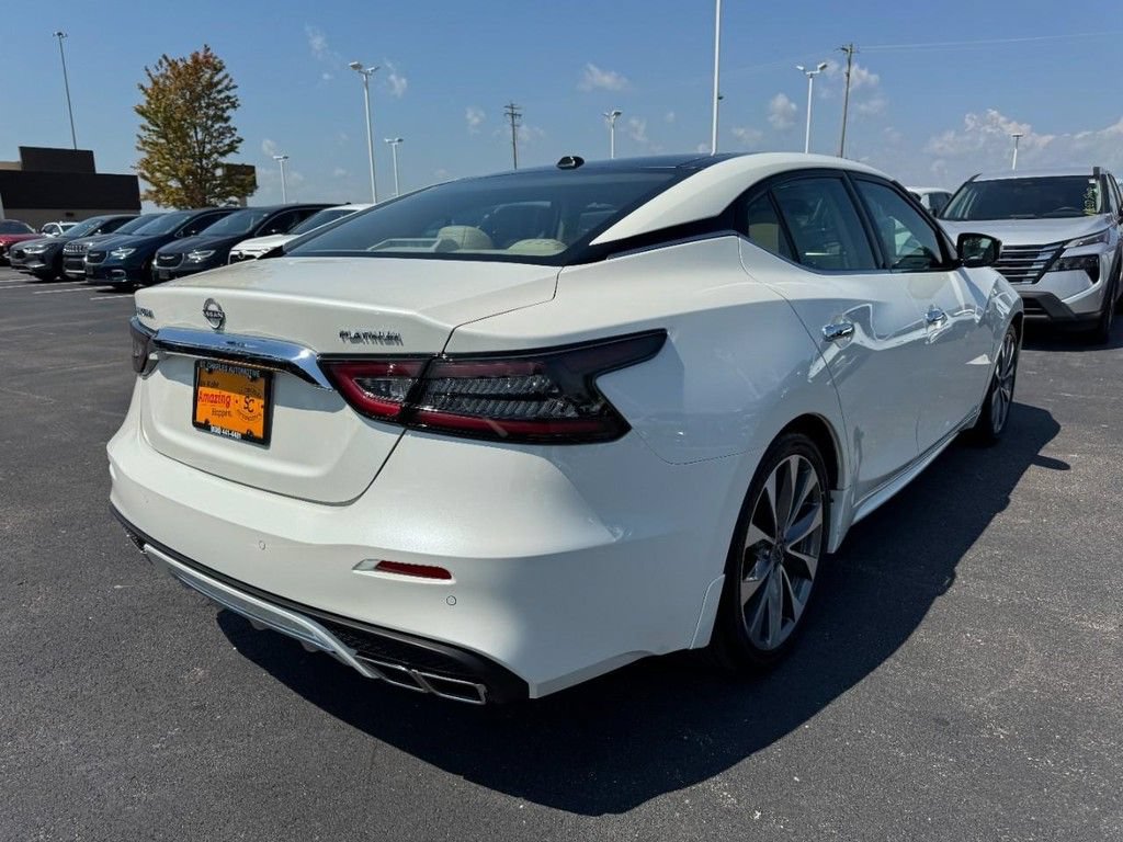 Used 2023 Nissan Maxima Platinum w/ Sport Mat Group FWD image 3