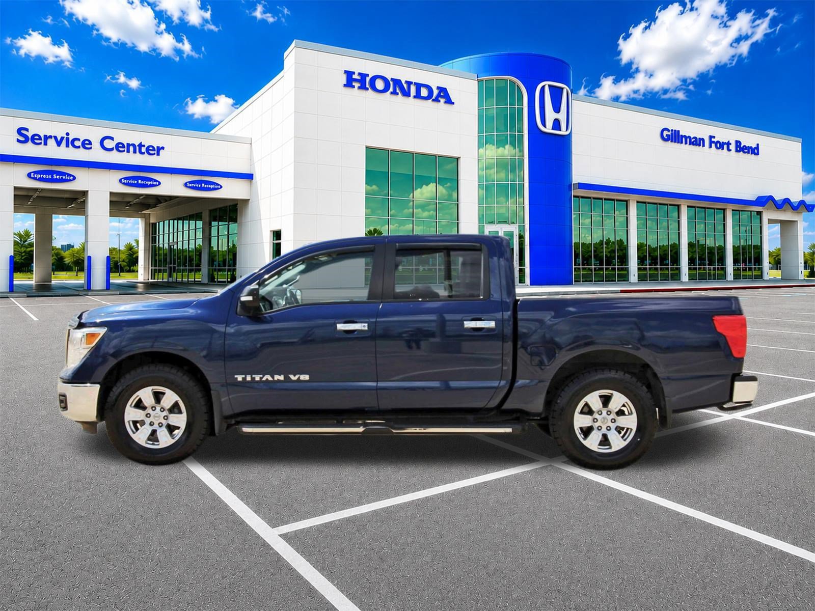 Used 2018 Nissan Titan SV AWD/4WD image 4