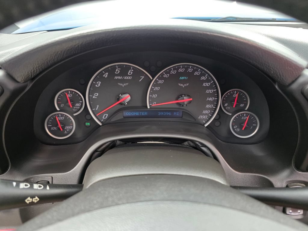 Used 2010 Chevrolet Corvette Grand Sport w/ Preferred Equipment Group RWD image 18
