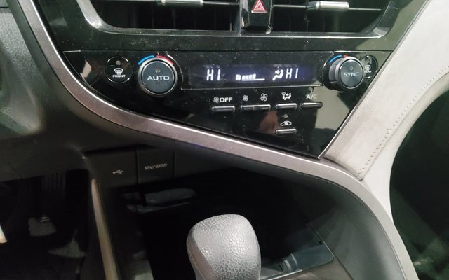 Used 2023 Toyota Camry LE image 21