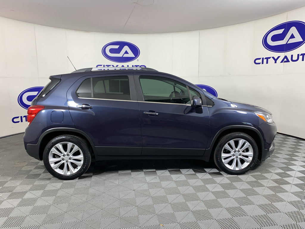 Used 2018 Chevrolet Trax Premier image 2