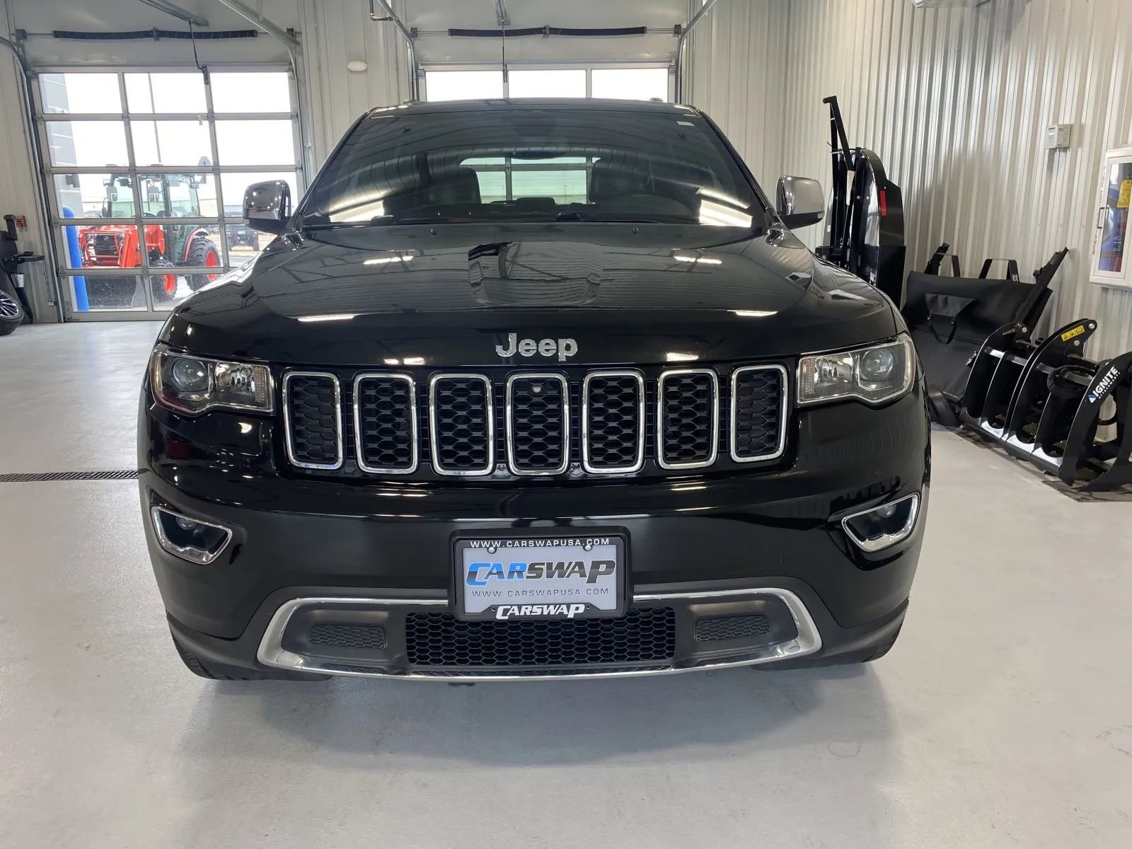 Used 2021 Jeep Grand Cherokee Limited w/ Luxury Group II image 7