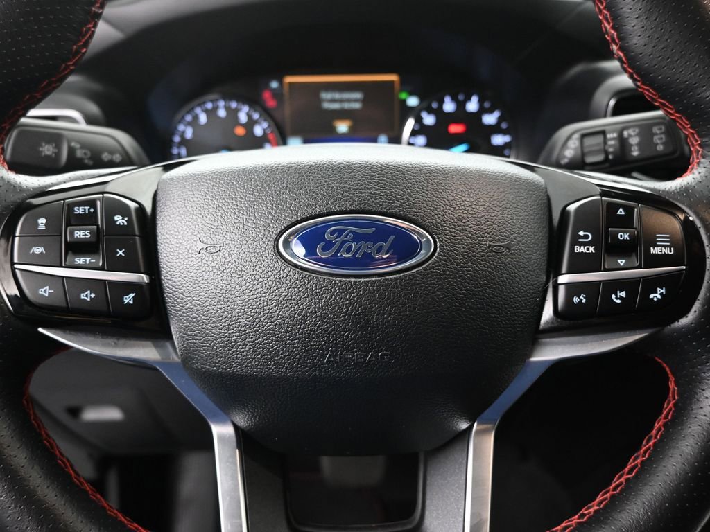 Used 2023 Ford Explorer ST-Line w/ Class IV Trailer Tow Package image 12