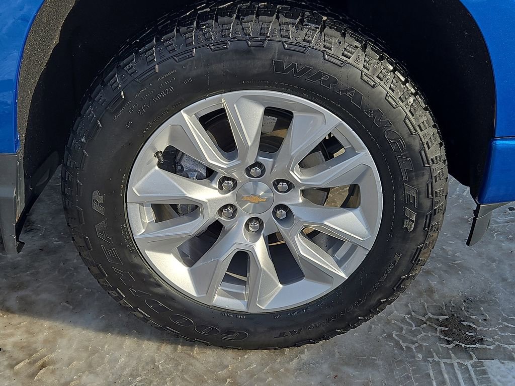 Used 2022 Chevrolet Silverado 1500 Custom image 10