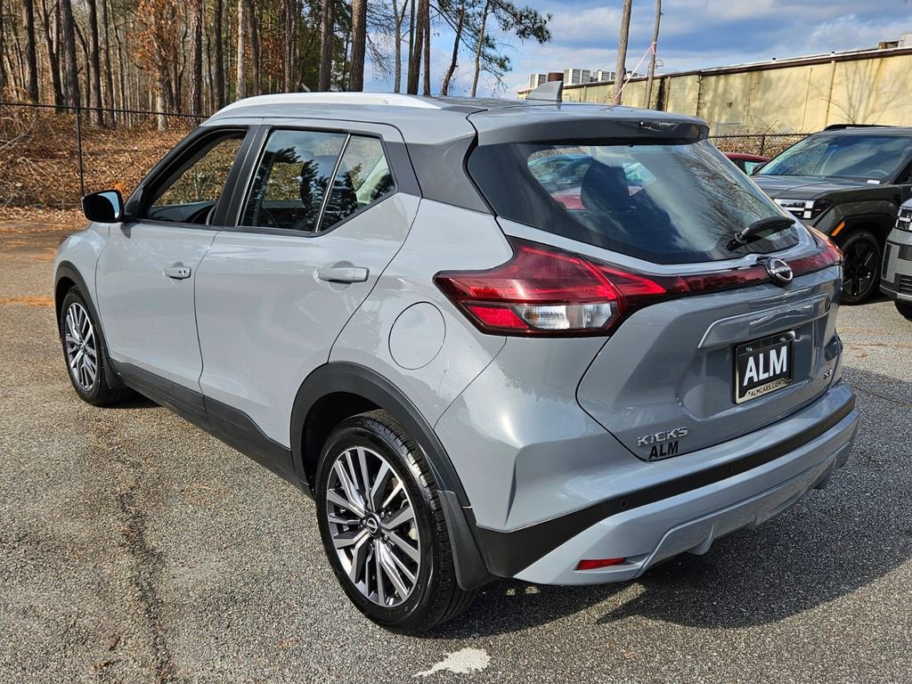 Used 2024 Nissan Kicks SV image 10