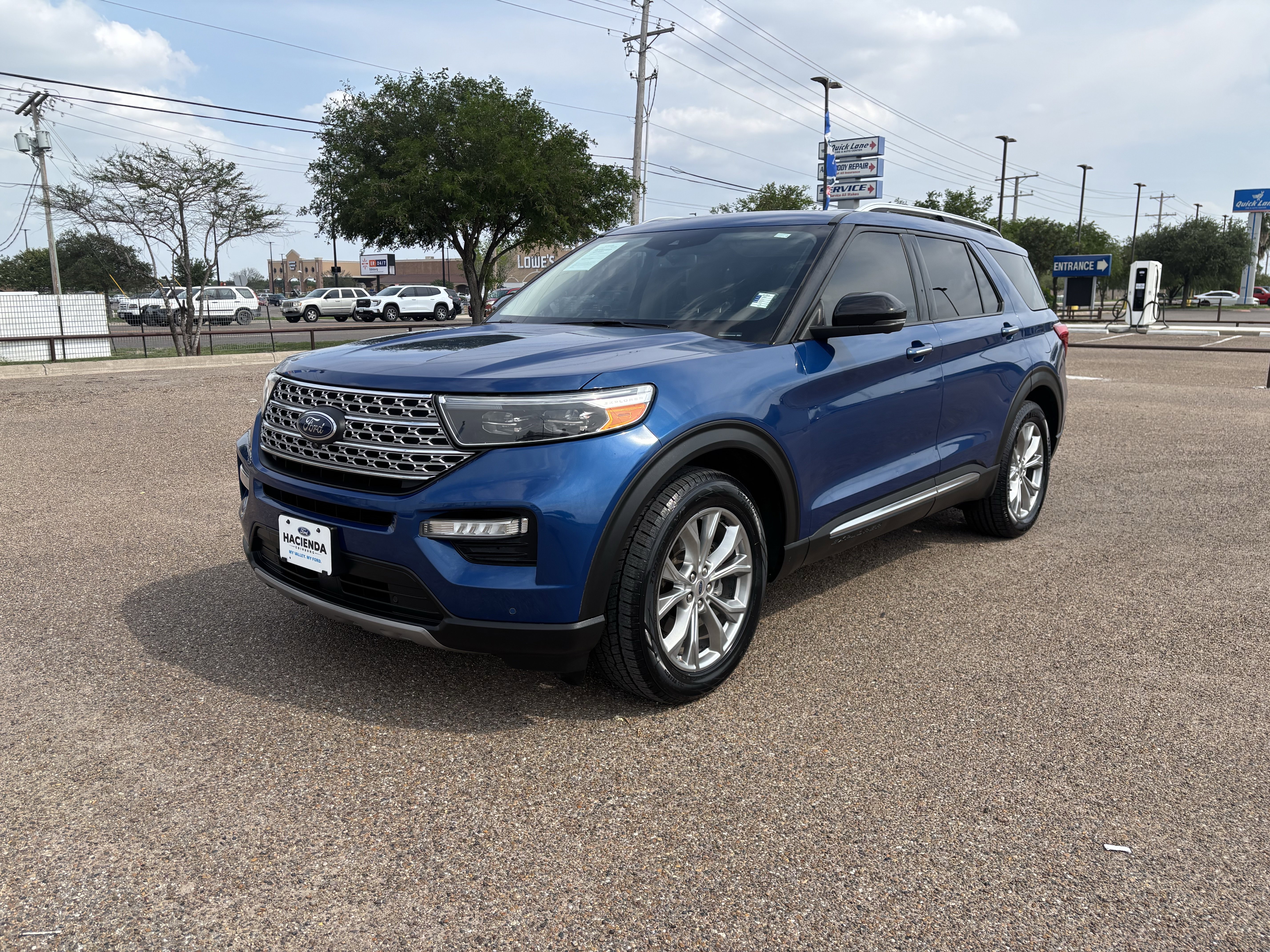 Certified 2022 Ford Explorer Limited w/ Equipment Group 301A