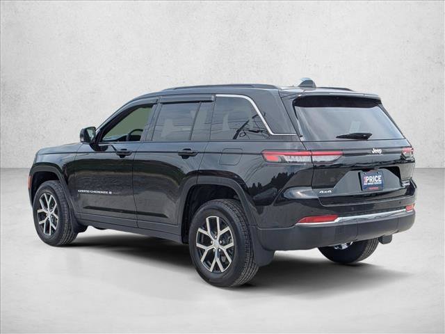 Used 2025 Jeep Grand Cherokee Limited w/ MOPAR Finishing Package AWD/4WD image 7