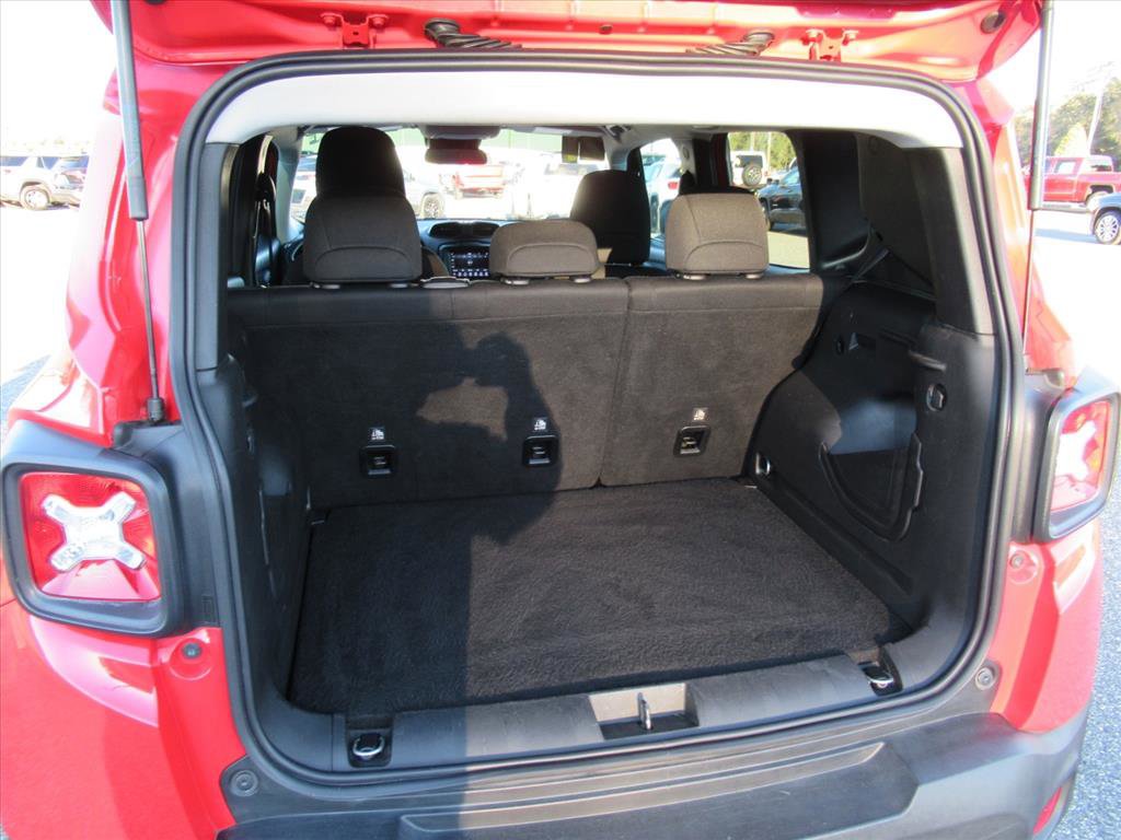 Used 2021 Jeep Renegade Latitude image 27