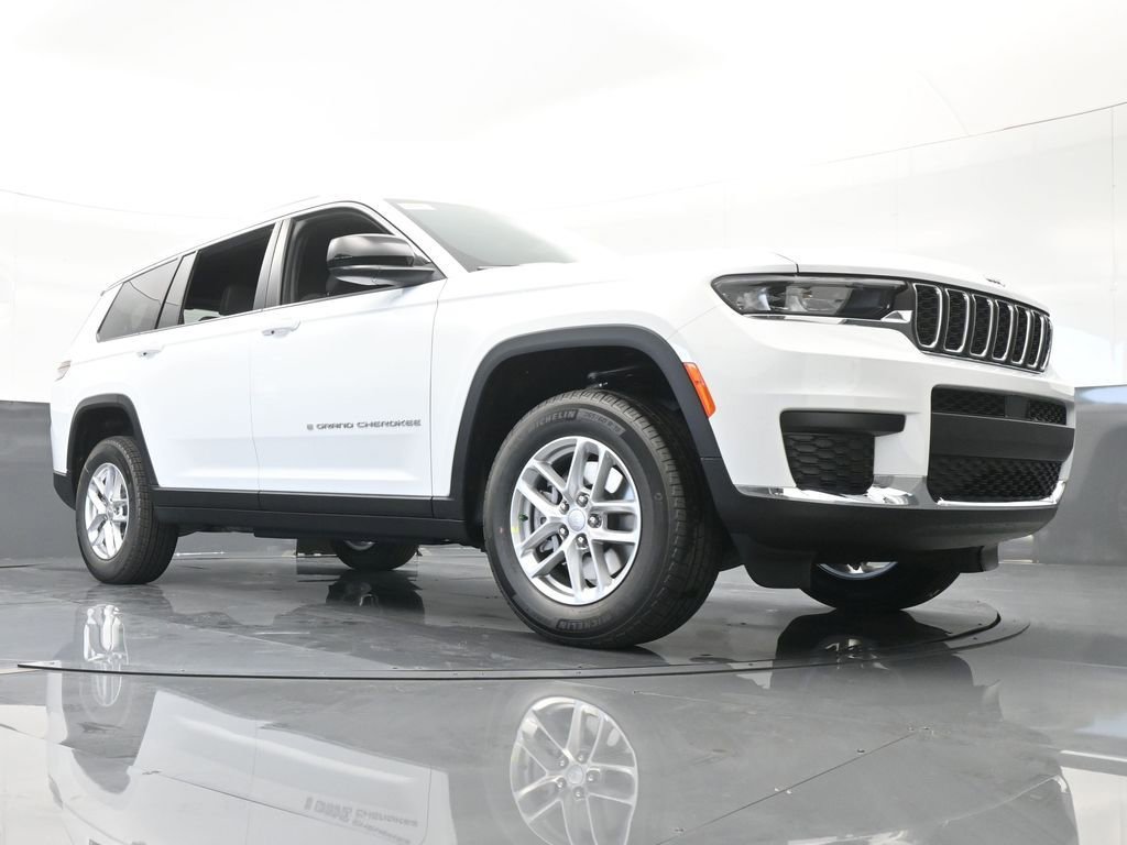 Used 2024 Jeep Grand Cherokee L Laredo w/ Luxury Tech Group I image 55