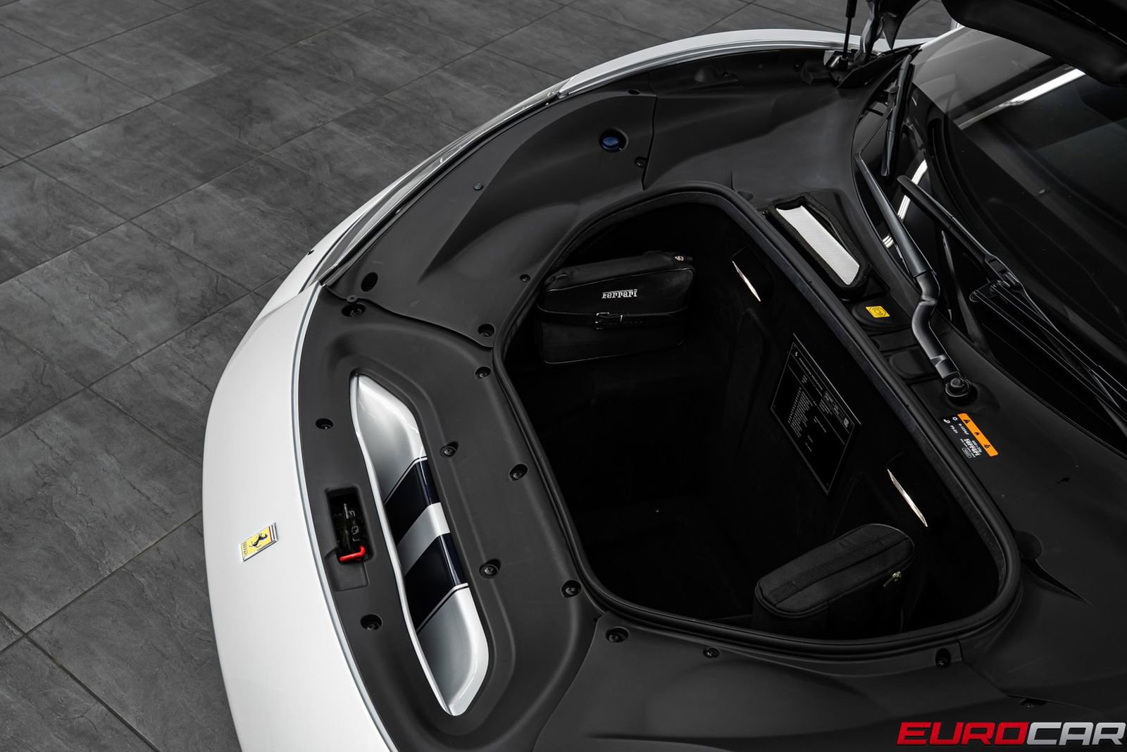 Used 2020 Ferrari 488 Pista *HUGE CARBON INTERIOR OPTIONS image 11