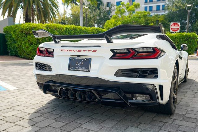 Used 2024 Chevrolet Corvette Z06 w/ Z07 Performance Package RWD image 52