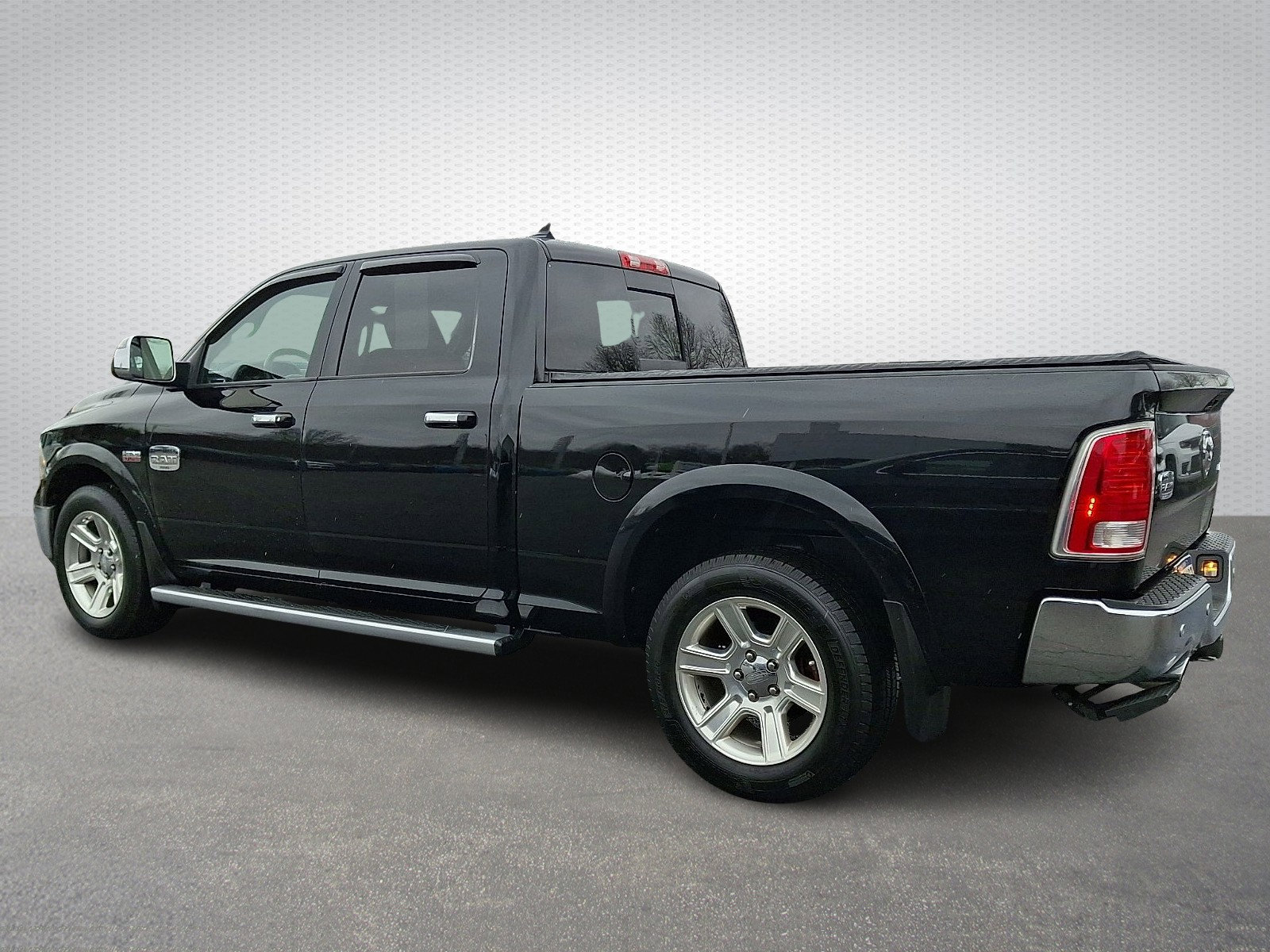 Used 2015 RAM 1500 Laramie Longhorn w/ Convenience Group image 4