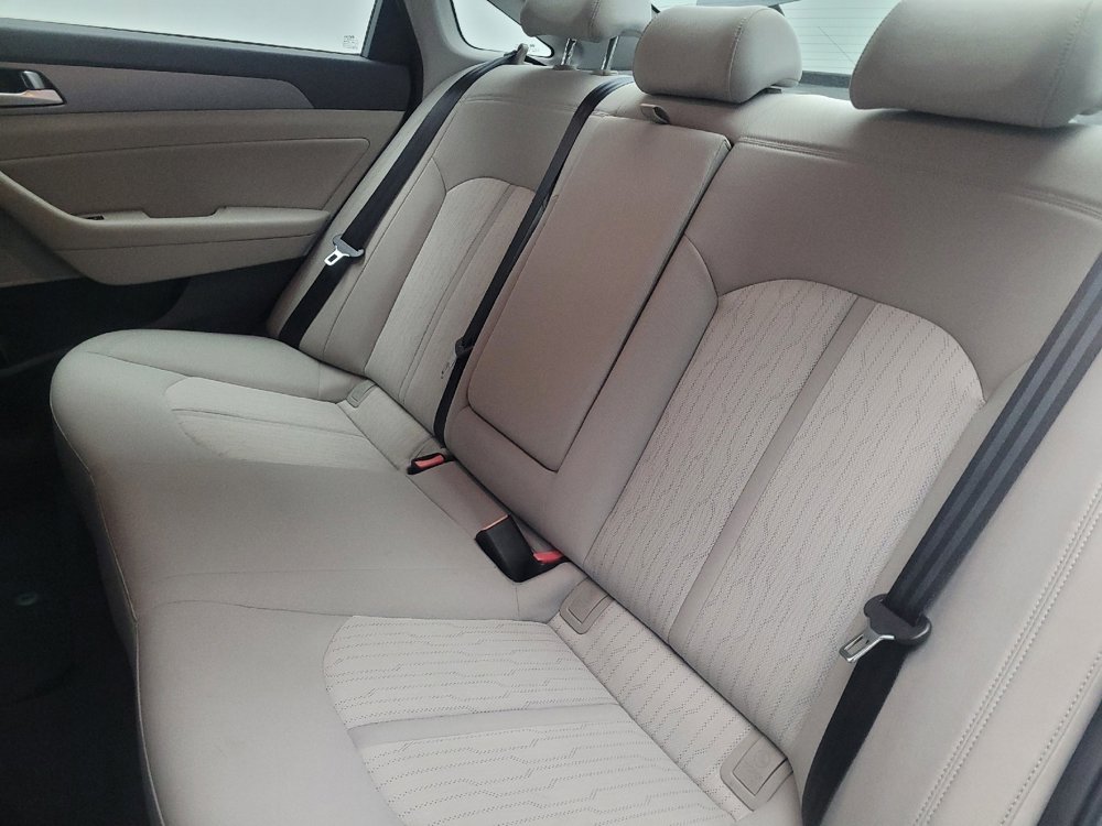 Used 2016 Hyundai Sonata SE image 18
