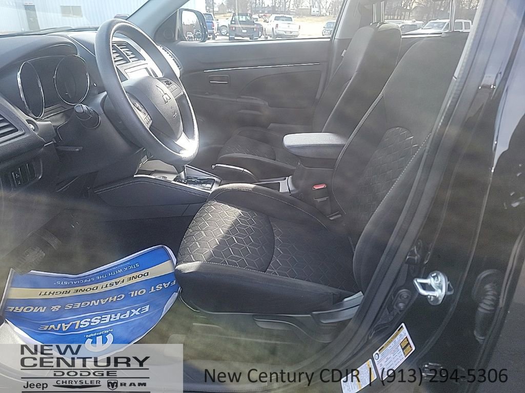 Used 2024 Mitsubishi Outlander Sport ES image 10