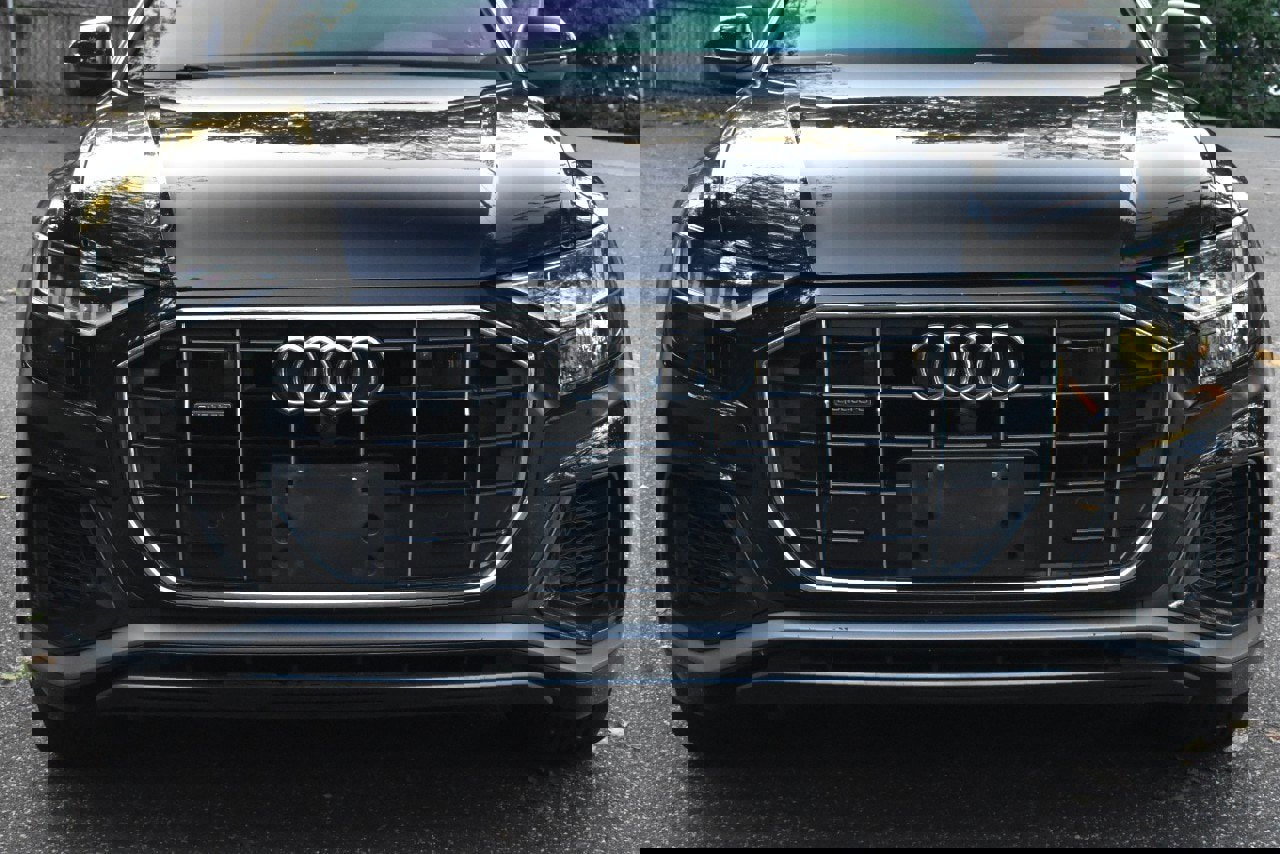 Used 2021 Audi Q8 Premium Plus image 35