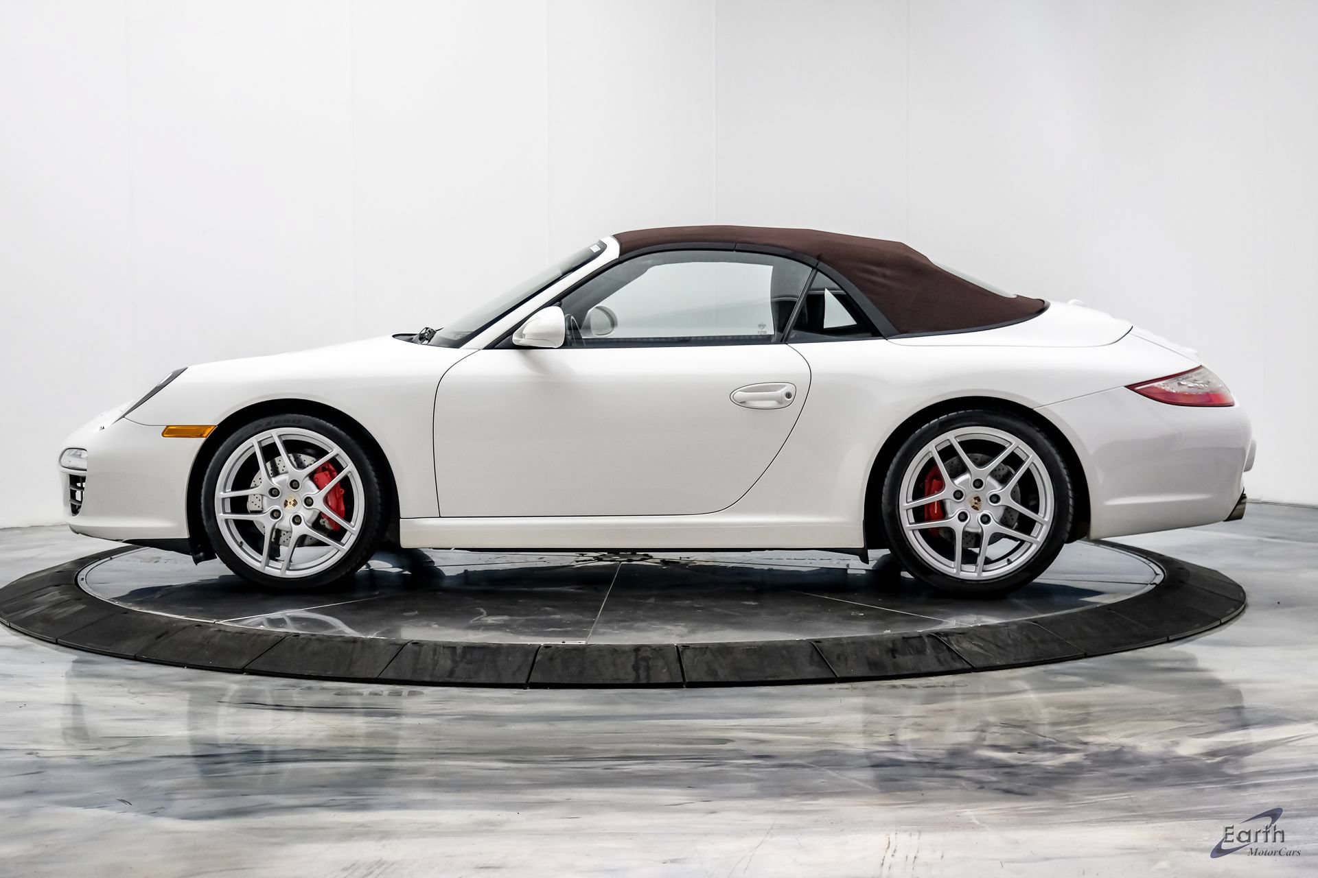 Used 2011 Porsche 911 Carrera S RWD image 10