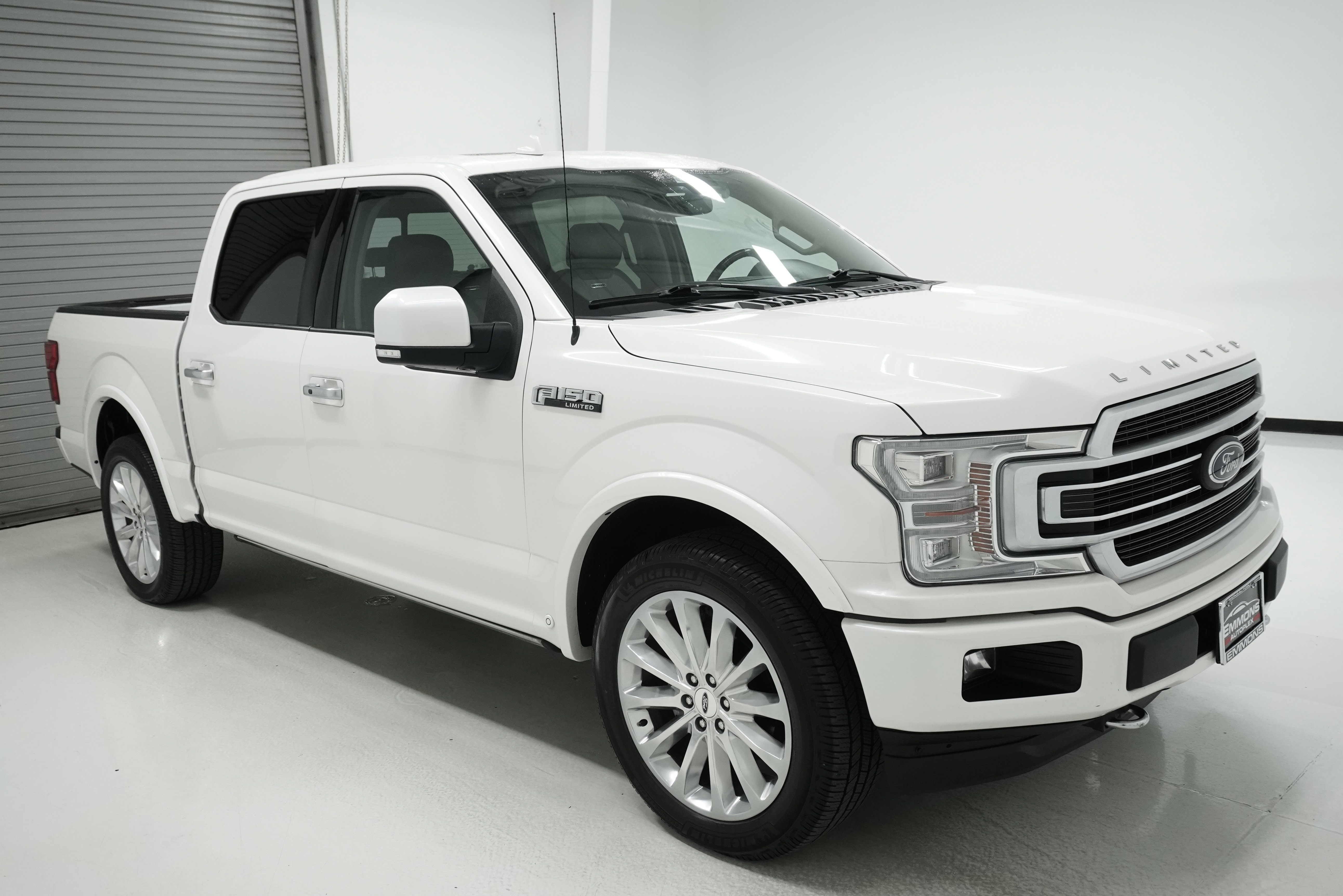 Used 2019 Ford F150 Limited w/ Trailer Tow Package image 3