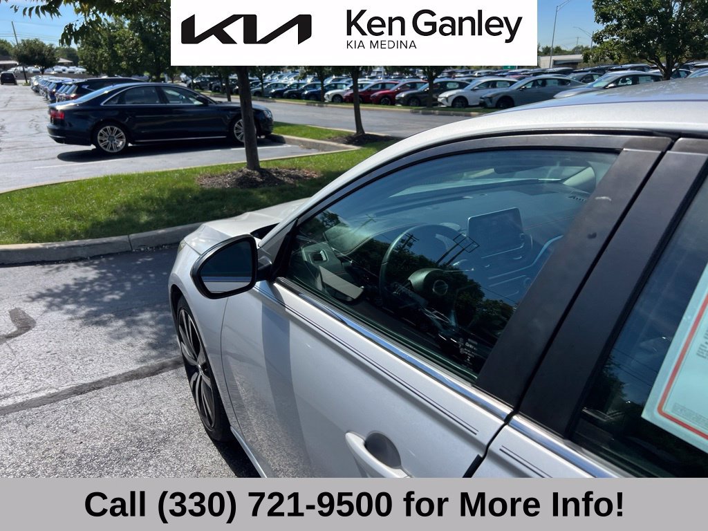 Used 2020 Nissan Altima 2.5 SR FWD image 22