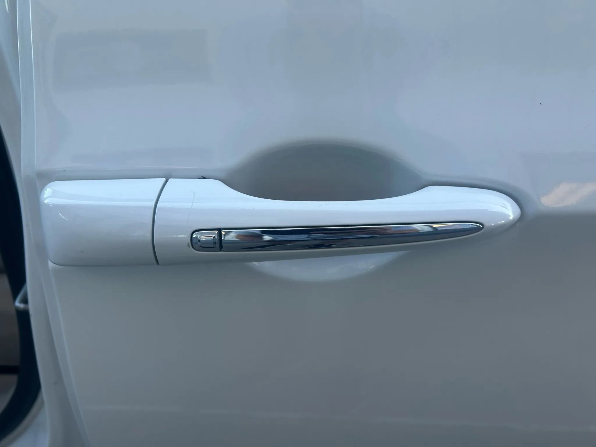 Used 2021 Chrysler Pacifica Touring-L image 19