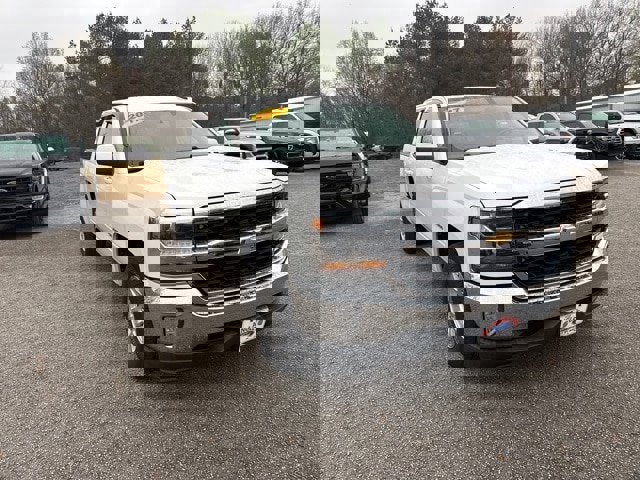 Used 2017 Chevrolet Silverado 1500 LT w/ All Star Edition image 6