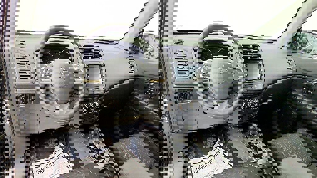 Used 2024 Mitsubishi Outlander Sport AWD image 12