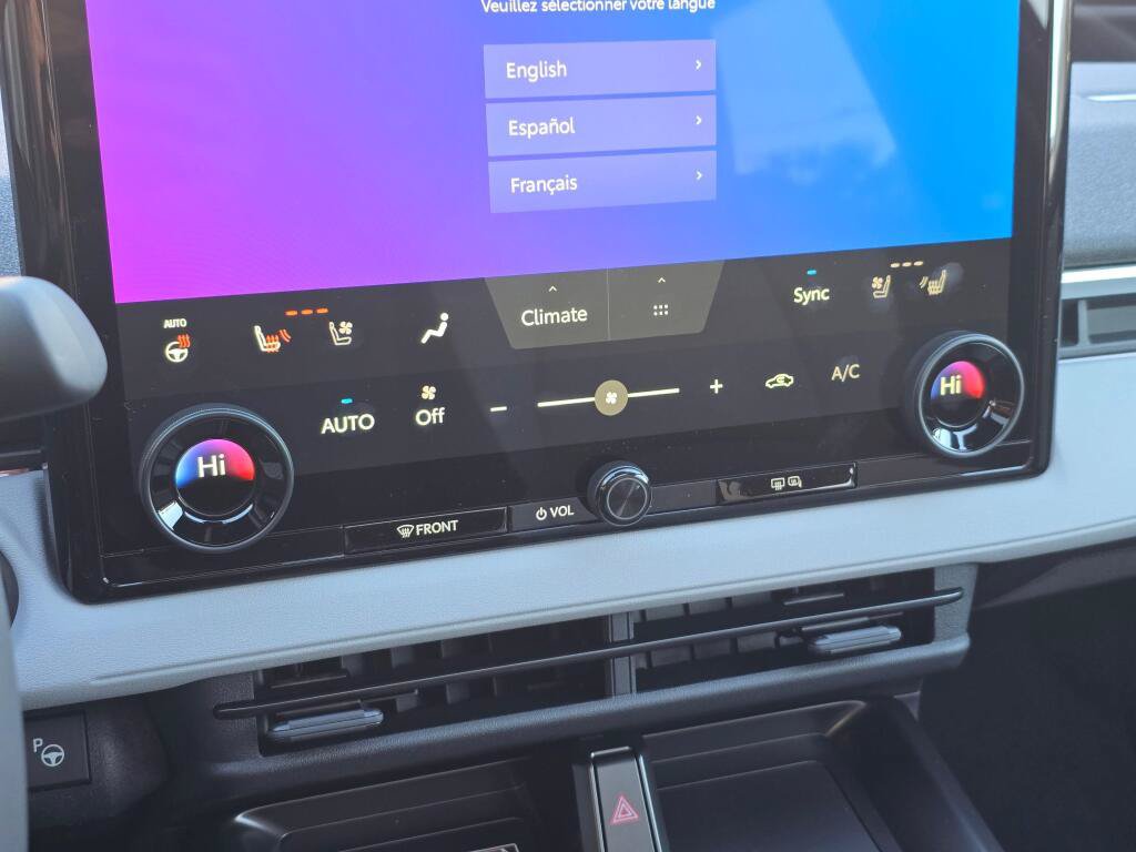 New 2026 Subaru Solterra AWD/4WD image 25