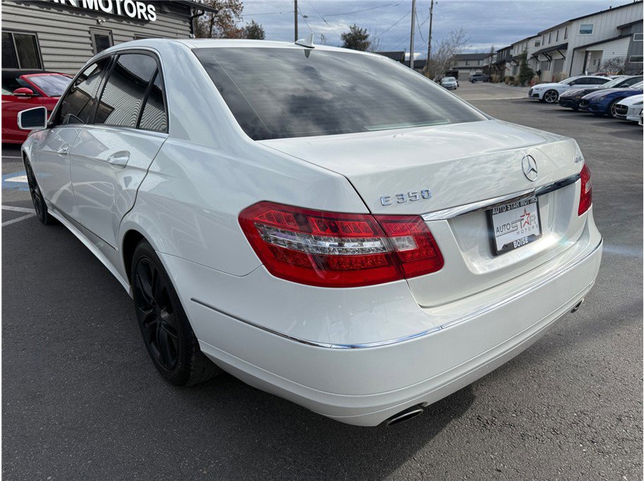 Used 2010 Mercedes-Benz E 350 4MATIC Sedan image 41