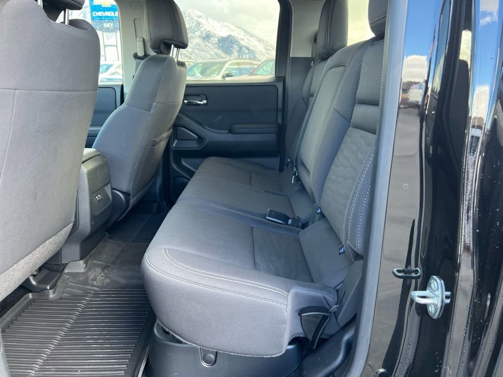 Used 2024 Nissan Frontier SV w/ Technology Package image 20