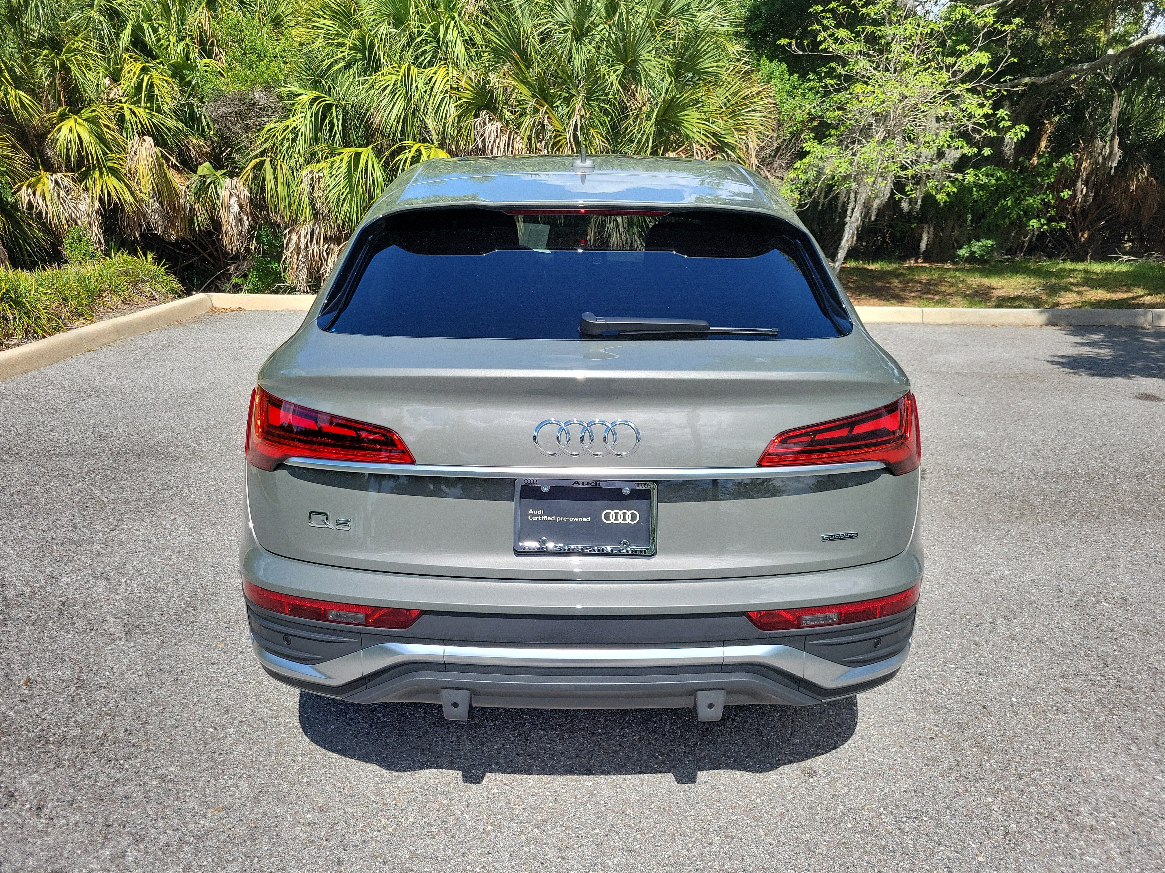 Certified 2025 Audi Q5 2.0T Premium Plus AWD/4WD image 5