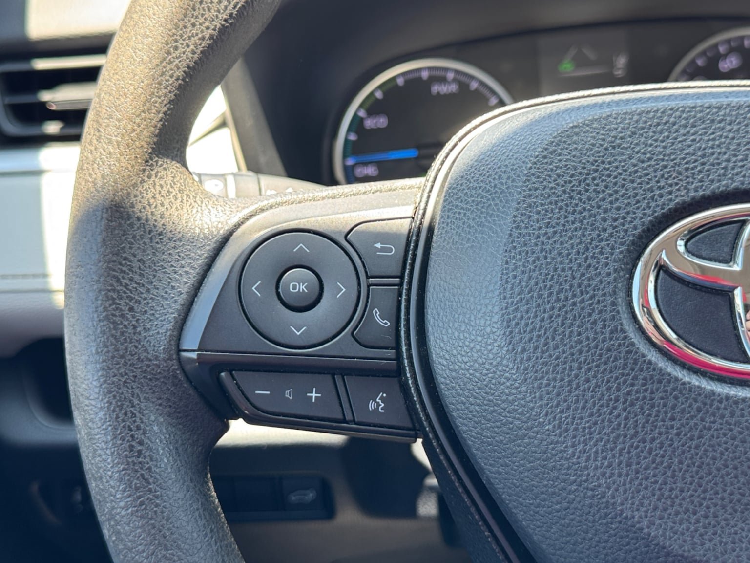 Used 2019 Toyota RAV4 XLE w/ Convenience Package AWD/4WD image 22