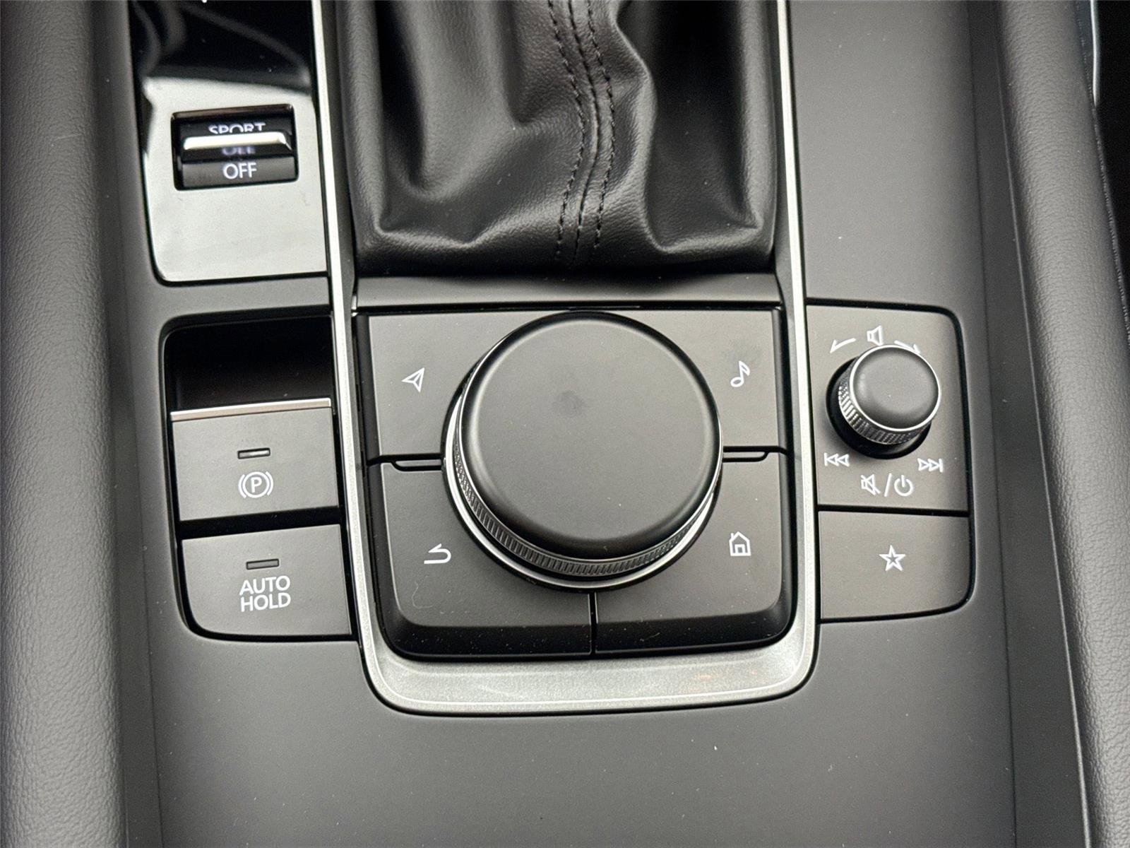 New 2026 MAZDA MAZDA3 2.5 S Sedan w/ Preferred Pkg image 30