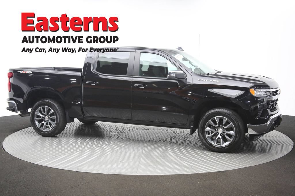Used 2024 Chevrolet Silverado 1500 LT AWD/4WD image 48