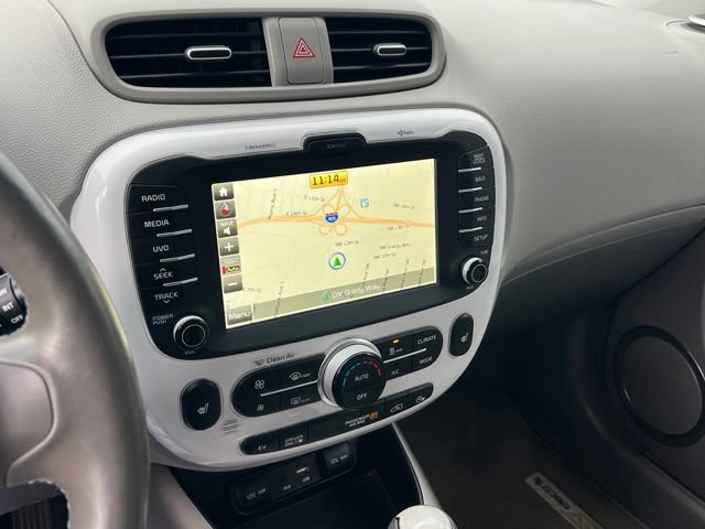 Used 2016 Kia Soul EV FWD image 19