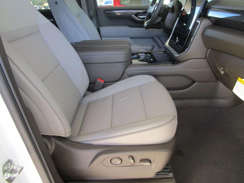 New 2026 GMC Yukon XL Elevation image 30