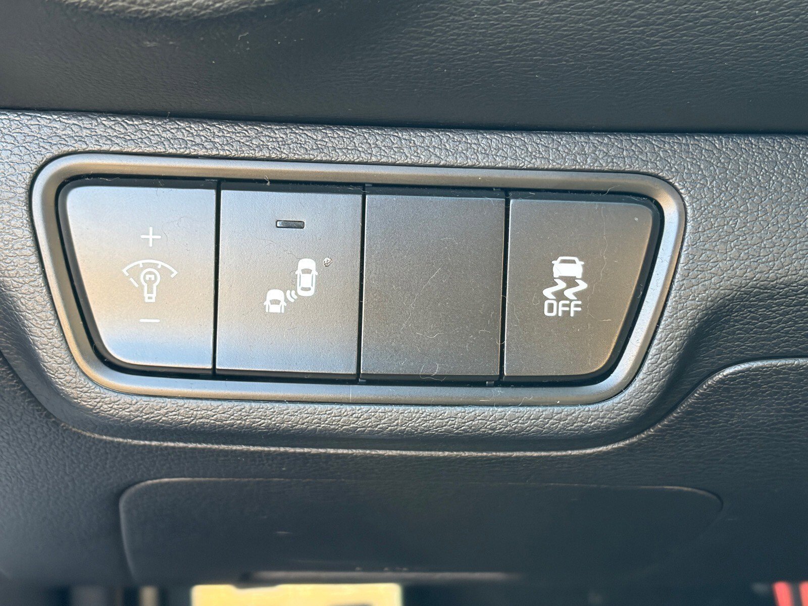 Certified 2022 Kia Forte GT w/ GT Technology Package image 10