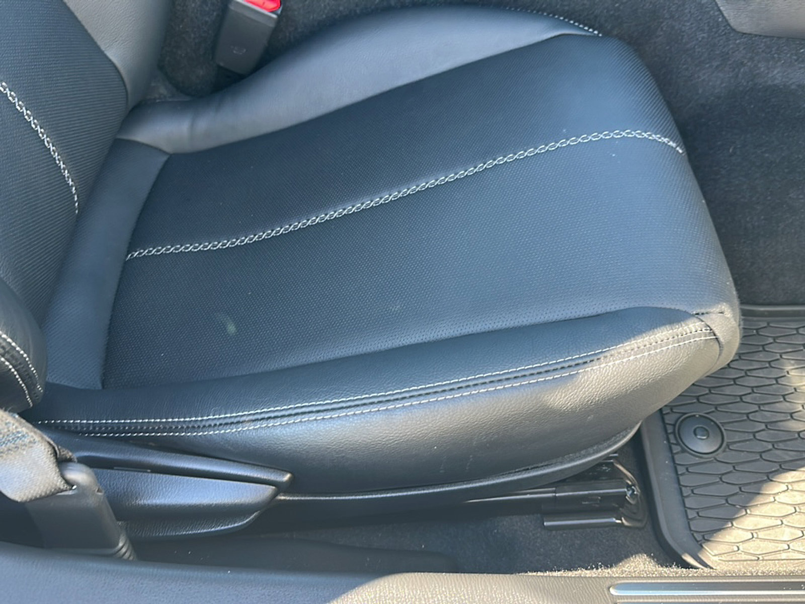 Used 2022 MAZDA MX-5 Miata Grand Touring w/ Weather Package image 20