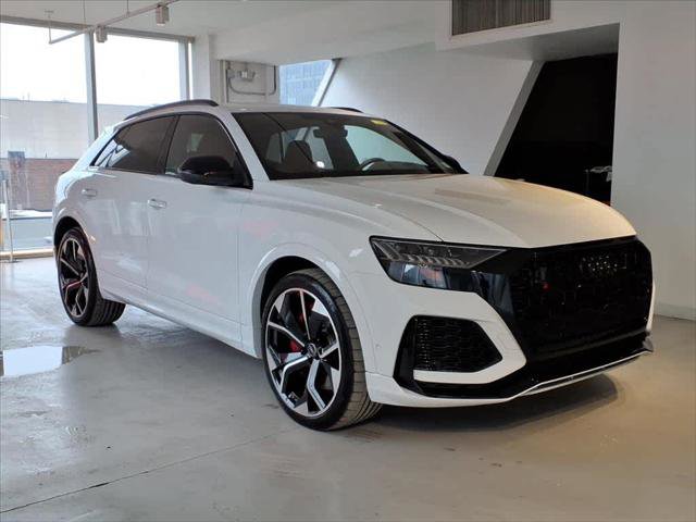 Certified 2024 Audi RS Q8 image 3