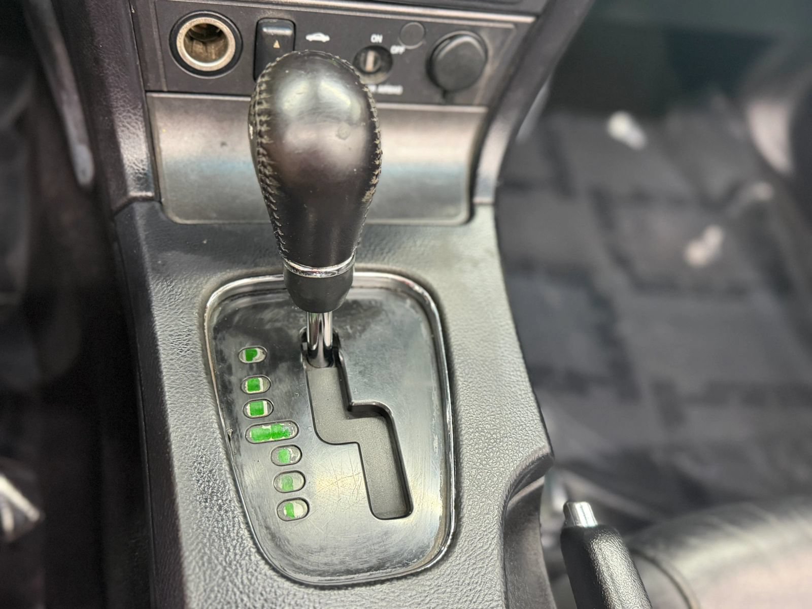 Used 2003 Ford Thunderbird RWD image 23
