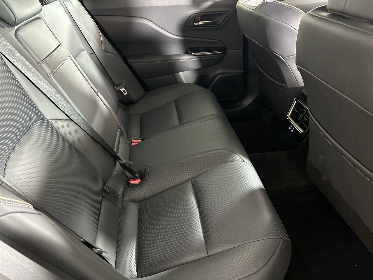 Used 2026 Toyota Crown XLE AWD/4WD image 25