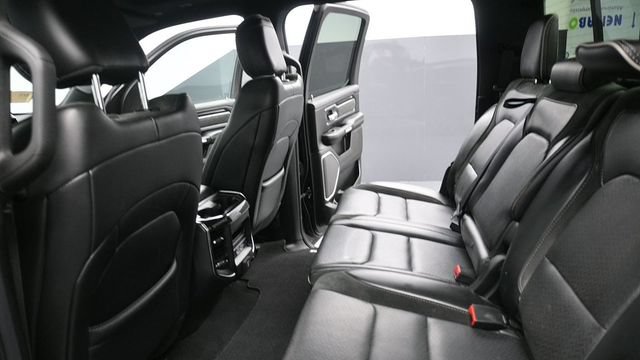 Used 2019 RAM 1500 Laramie AWD/4WD image 19