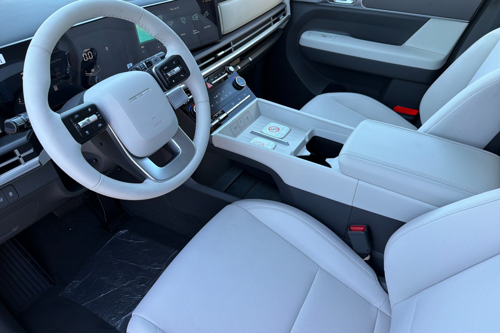 New 2026 Hyundai Santa Fe SE FWD image 11