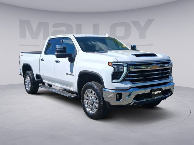 Used 2024 Chevrolet Silverado 2500 LTZ w/ LTZ Convenience Package image 7